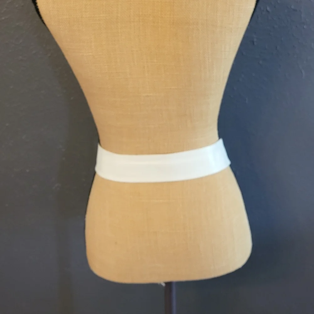 Unbranded 80s Ivory Leather Belt With Goldtone And Pearl Cross Buckle